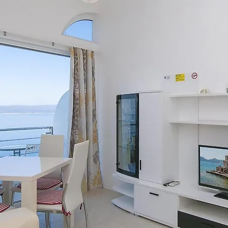 Lejlighed Pet Friendly In With Wifi Brela