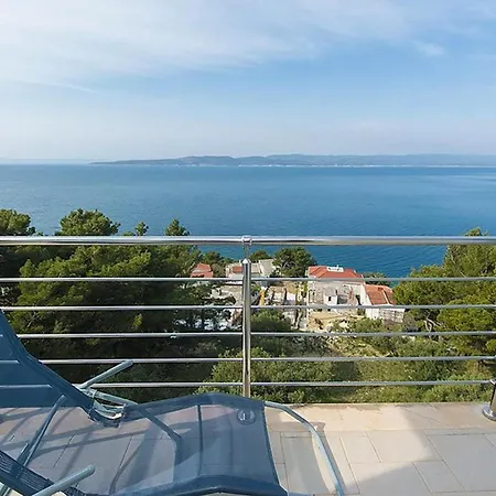 Gorgeous Apartment In Brela With Wifi شقة
