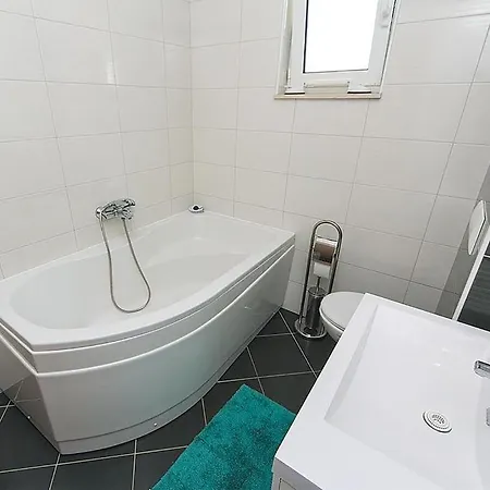 Gorgeous In With Wifi Apartment Brela